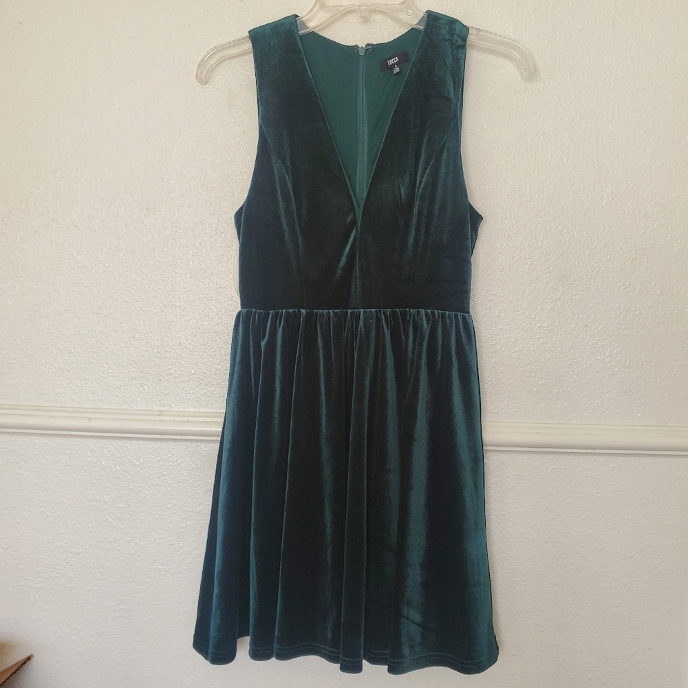 Lucca Emerald Green Velvet Deep V-Neck Fit and Flare Mini Dress LCD3641 Womens S